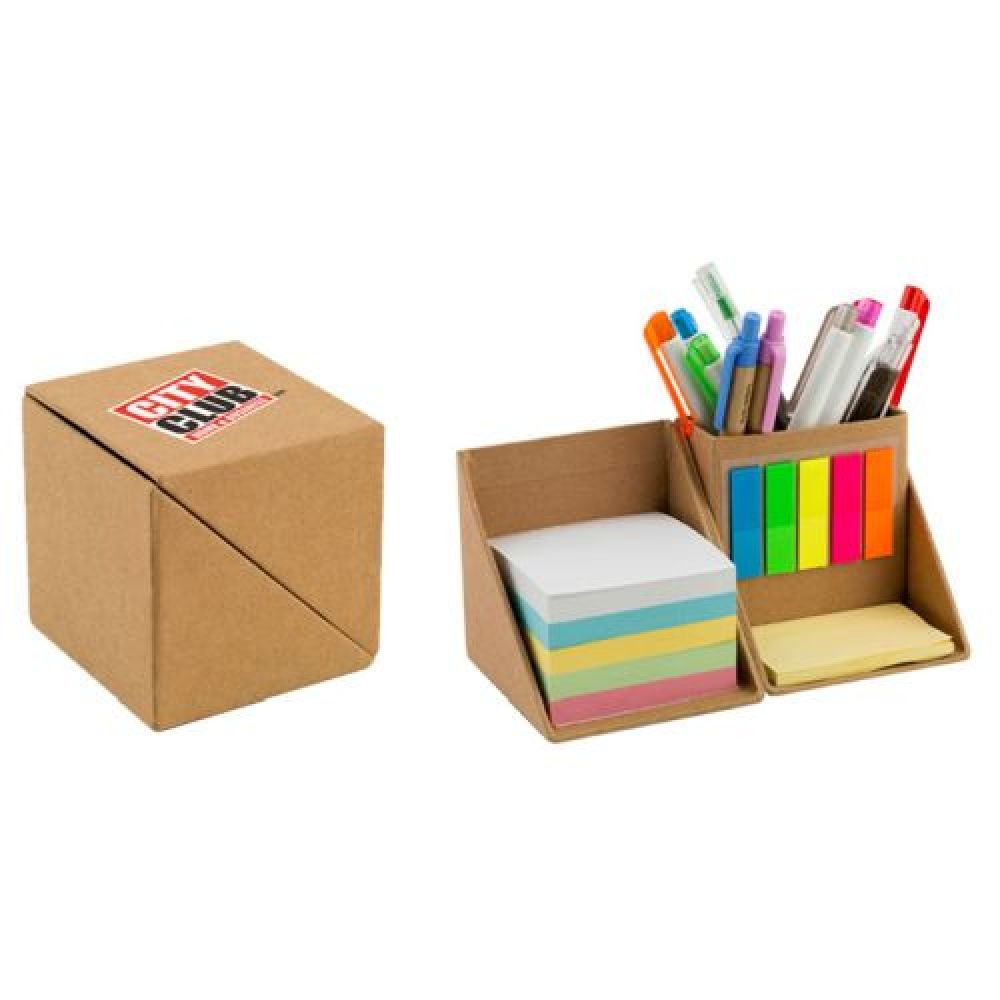 ESTUCHE ECOLOGICO STIBOX  Estuche ecológico rígido en forma de cubo. Contiene block de notas cuadradas de diferentes colores, block de notas amarillas y 5 banderas plásticas de colores con adhesivo. Diseñado para escritorio, puede mantenerse abierto para usarse como portalapicera. imagen
