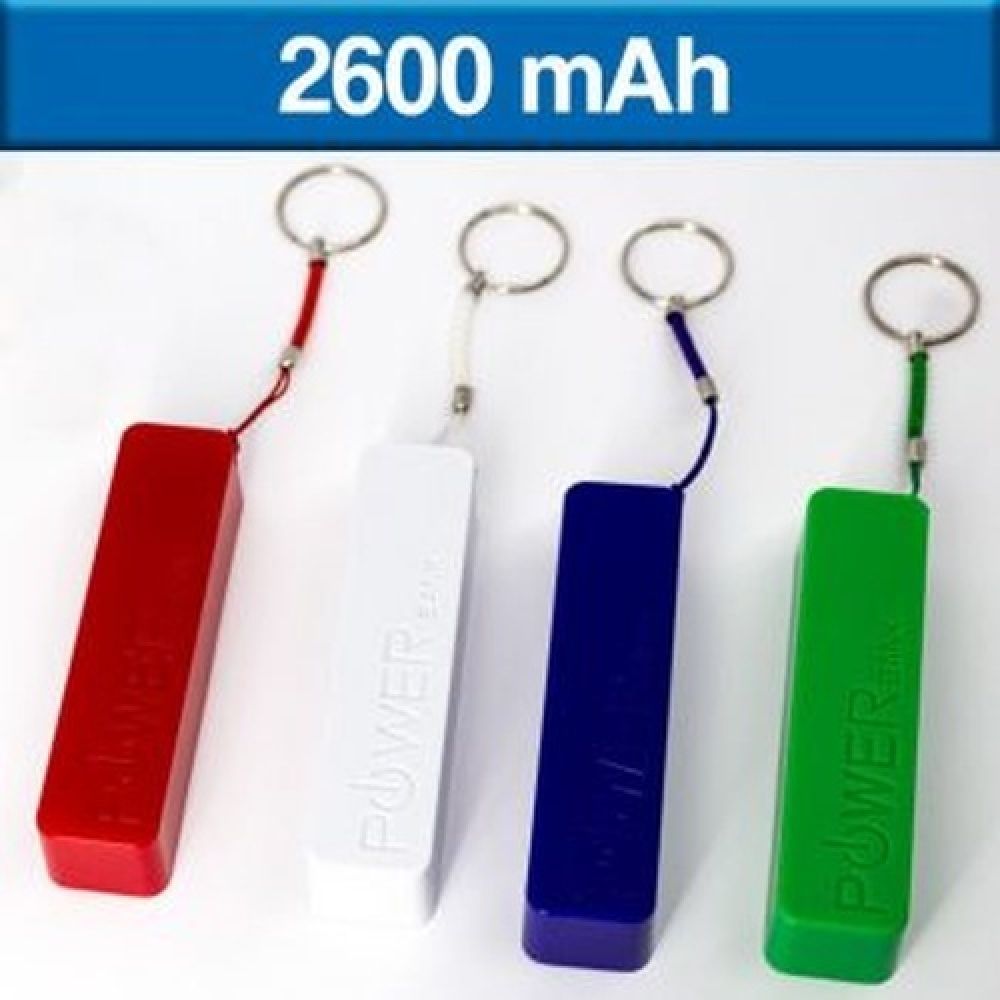 POWER BANK PLÁSTICO CON CAPACIDAD DE 2,600 mAh, INCLUYE CABLE CON 5 ADAPTADORES imagen