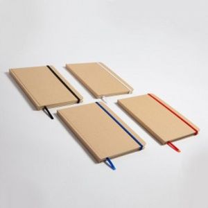 Libreta con cubierta dura de cartón, Banda elástica y separador; con 80 hojas rayadas, Mod. Vancouver