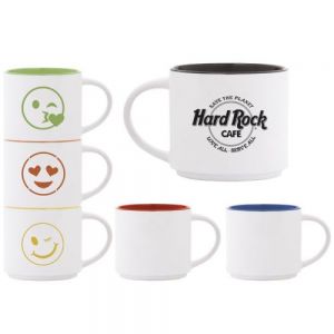 TAZA BICOLOR 15 OZ BABEL     Taza de cerámica bicolor apilable, con exterior blanco mate e interior en color brillante. CAP. 15 OZ. Venta en múltiplos de 12.