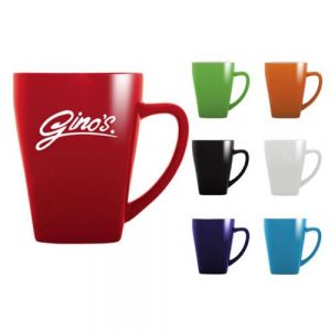 TAZA CON BASE CUADRADA 12 OZ ABBA     Taza con base cuadrada y borde superior redondo, exterior a color semi mate e interior blanco brillante. CAP. 12 OZ. Venta en múltiplos de 12.