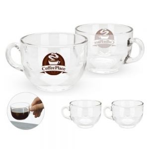 JUEGO DE TAZAS DE VIDRIO 5OZ ADEL Juego de 2 tazas de vidrio, ideales para café. Diseño redondo y asa ergonómica que permite un fácil agarre. CAP. 5 OZ. Presentación: caja en color blanco.