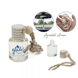 Botella difusora de vidrio de 5 ml. con fragancia; la tapa de madera se impregna desprendiendo el aroma contenido. Ideal para coches, closets o lugares pequeños. Cuenta con cinta ajustable para colgarse. Fragancia incluida. Presentación: Caja individual.