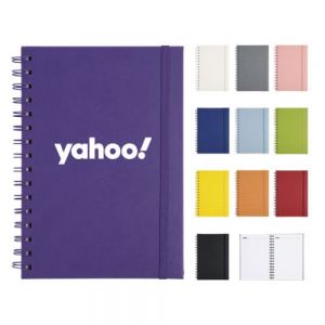 Libreta vertical A5 de pasta rígida de PU con arillo metálico del color de la libreta, cuenta con 80 hojas (160 páginas): página de datos, calendarios 2026 - 2029, 124 páginas rayadas, 32 páginas para notas punteadas y banda elástica para cerrar