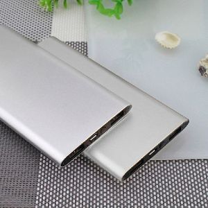 Lumina 8 power bank